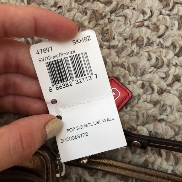 Coach Wristlet - Picture 4 of 8